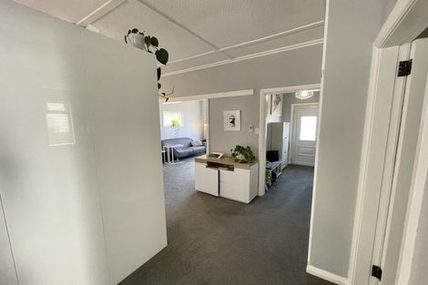 Photo of property in 26 Queens Drive, Kilbirnie, Wellington, 6022