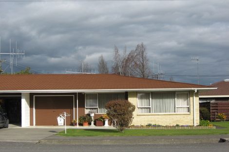 Photo of property in 7 Waverley Street, Waipawa, 4210