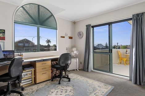 Photo of property in 128 Edgecumbe Road, Tauranga South, Tauranga, 3112