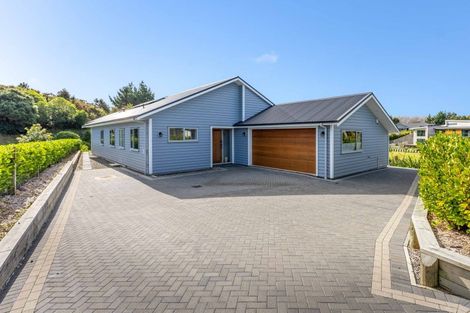 Photo of property in 9 Lamont Place, Waikanae, 5036