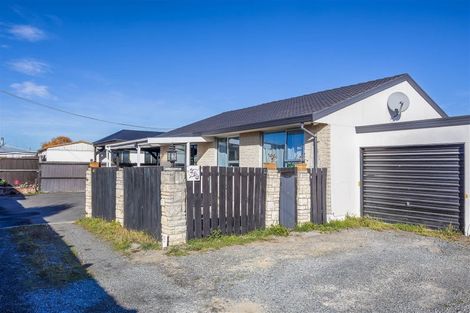 Photo of property in 2/98a Tilford Street, Woolston, Christchurch, 8062