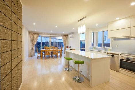 Photo of property in 72c Hobsonville Road, West Harbour, Auckland, 0618