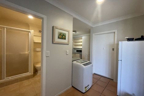 Photo of property in 1/31 Bayview Road, Browns Bay, Auckland, 0630