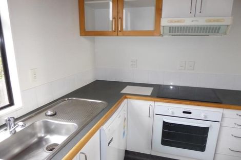 Photo of property in 2/80 Hobson Street, Thorndon, Wellington, 6011