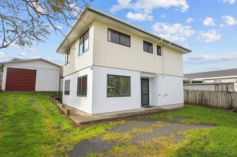 Photo of property in 33a Stevenson Road, Clarks Beach, 2122
