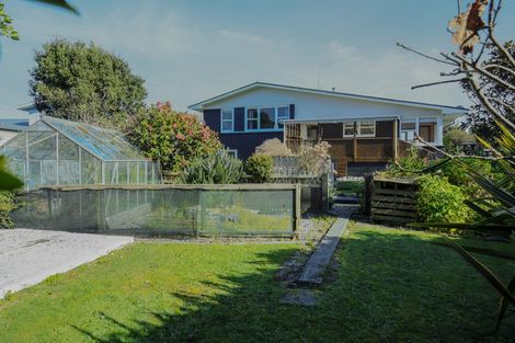 Photo of property in 32 Domett Esplanade, Cobden, Greymouth, 7802