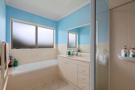 Photo of property in 8 Adelphi Place, Albany, Auckland, 0632