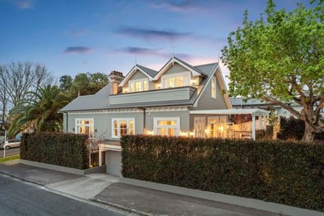Photo of property in 86 Sarsfield Street, Herne Bay, Auckland, 1011