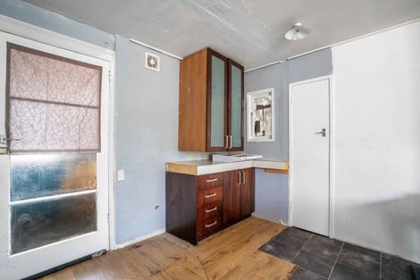 Photo of property in 18 Mary Street, Gore, 9710