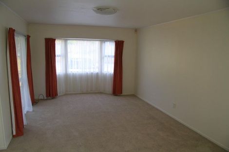 Photo of property in 3/39 Larne Avenue, Pakuranga Heights, Auckland, 2010