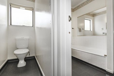 Photo of property in 47 Durham Drive, Havelock North, 4130