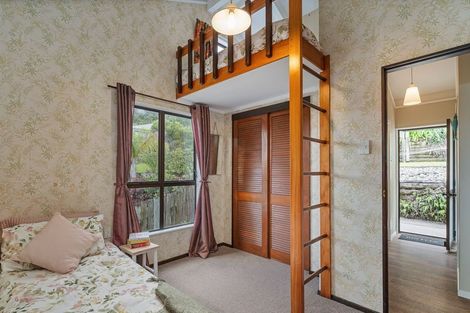 Photo of property in 72 Ocean Beach Road, Tairua, 3508