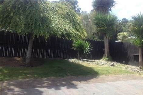 Photo of property in 2/15 Rosehill Drive, Rosehill, Papakura, 2113