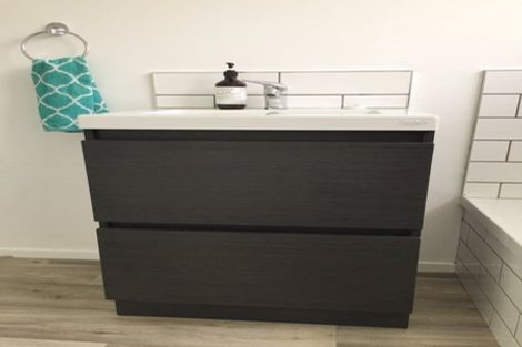 Photo of property in 10 Tainui Street, Castlecliff, Whanganui, 4501