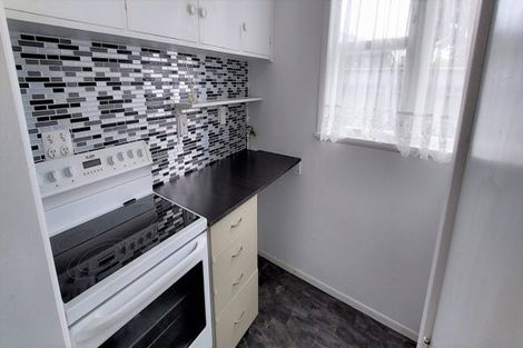 Photo of property in 88 Queenwood Road, Levin, 5510