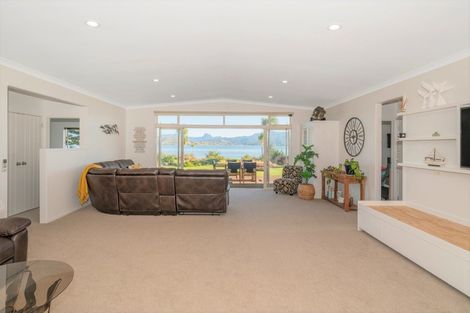 Photo of property in 130 Harbour Drive, Matarangi, Whitianga, 3592