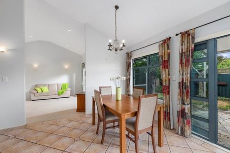 Photo of property in 18 Rush Creek Drive, Westgate, Auckland, 0614