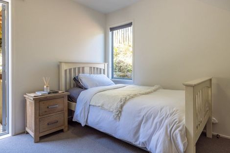 Photo of property in 142 Waiheke Road, Waiheke Island, 1971