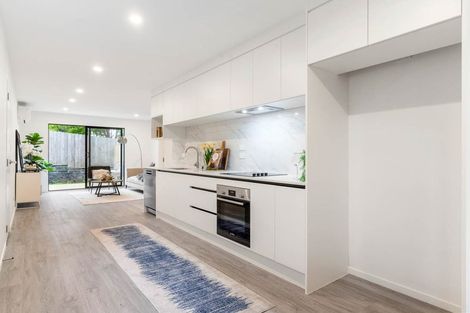 Photo of property in 6 Peara Place, Henderson, 0610