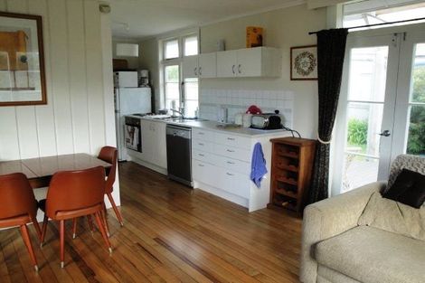 Photo of property in 134a Tutere Street, Waikanae Beach, Waikanae, 5036