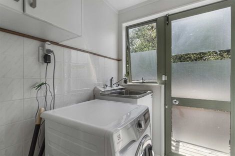 Photo of property in 2/4 Gibraltar Street, Howick, Auckland, 2014