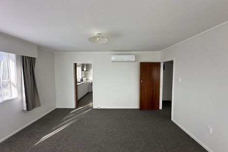 Photo of property in 1/62 Tiroroa Avenue, Te Atatu South, Auckland, 0610