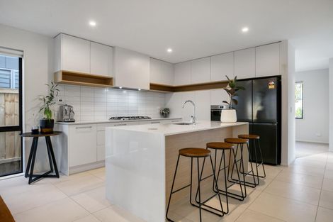 Photo of property in 39 Kabardin Street, Karaka, Papakura, 2113