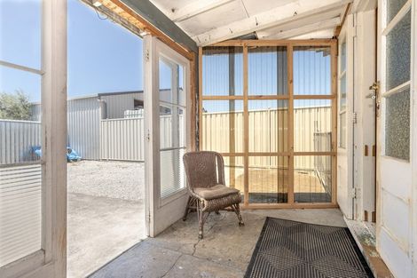 Photo of property in 387 Palmerston Road, Gisborne, 4010