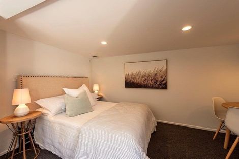 Photo of property in 296 Karori Road, Karori, Wellington, 6012