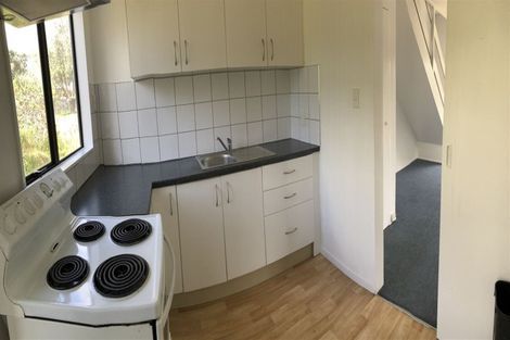 Photo of property in 33b Sunhaven Drive, Newlands, Wellington, 6037