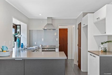 Photo of property in 1/22 Roseberry Avenue, Birkenhead, Auckland, 0626