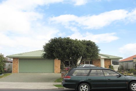 Photo of property in 122 Santa Monica Drive, Papamoa Beach, Papamoa, 3118