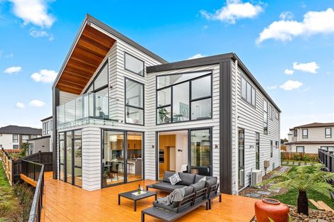 Photo of property in 39 Craigs Way, Hobsonville, Auckland, 0616