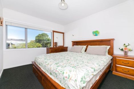 Photo of property in 2/50 Taharoto Road, Takapuna, Auckland, 0622