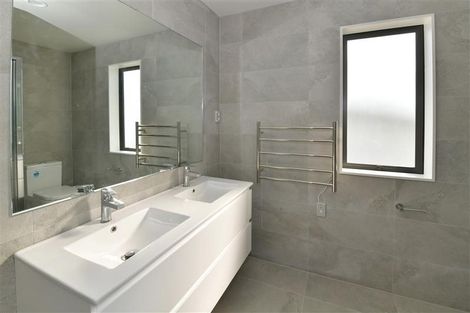 Photo of property in 243 West Hoe Heights, Orewa, 0931