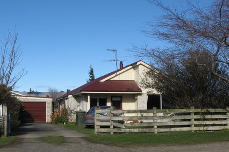 Photo of property in 5 Eglinton Street, Winton, 9720