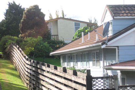 Photo of property in 46 Donovan Avenue, Massey, Auckland, 0614