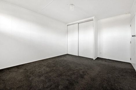 Photo of property in 1/8 Rewi Street, Torbay, Auckland, 0630