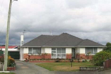 Photo of property in 15 Te Puni Grove, Elderslea, Upper Hutt, 5018