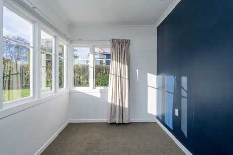 Photo of property in 15 Mary Street, Winton, 9720
