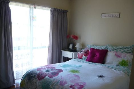 Photo of property in 1610a Great North Road, Waterview, Auckland, 1026