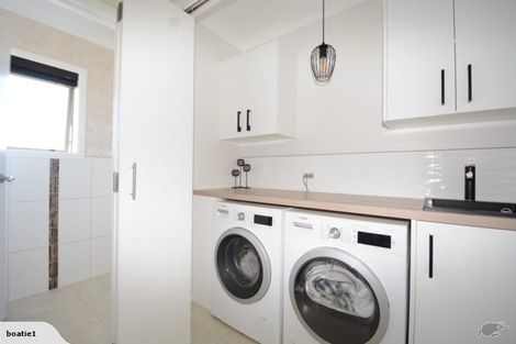 Photo of property in 17 Arthur Carwen Place, Pukekohe, 2120