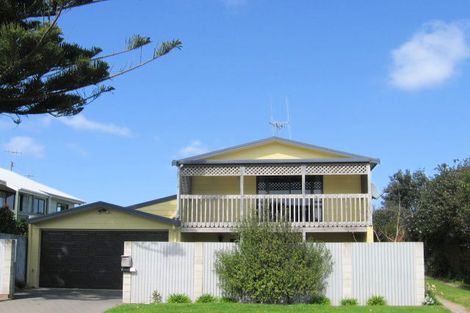 Photo of property in 32a Simpson Road, Papamoa Beach, Papamoa, 3118