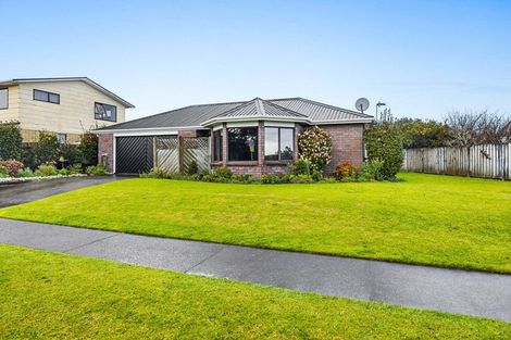 Photo of property in 6 Dillon Drive, Bell Block, New Plymouth, 4312
