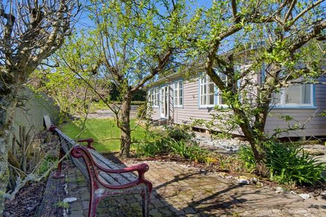 Photo of property in 1 Powis Street, Domett, 7383
