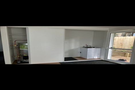 Photo of property in 15 Lysander Crescent, Beach Haven, Auckland, 0626