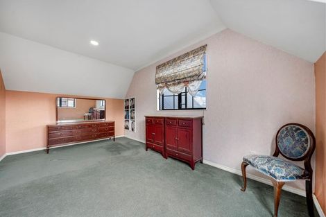 Photo of property in 5 Figtree Terrace, Goodwood Heights, Auckland, 2105