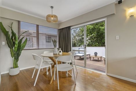 Photo of property in 22 Bayside Avenue, Te Atatu Peninsula, Auckland, 0610
