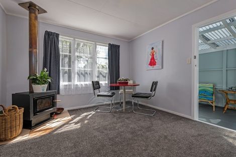 Photo of property in 17 Matai Street, Marton, 4710