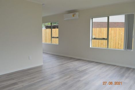 Photo of property in 2/72 Stonex Road, Papatoetoe, Auckland, 2025